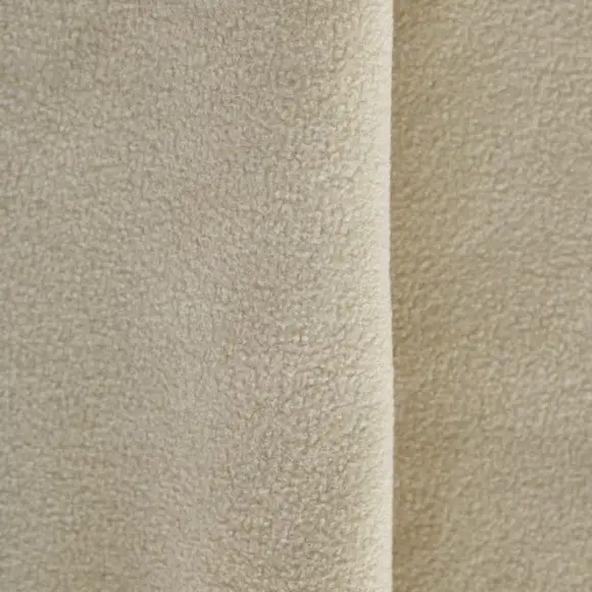 Tela polar nórdico o fleece premium beige en vista de doblez, por metro y por mayor, Telas Bogotá, Telas Medellín, Telas Cali, Telas Alquería, Textti