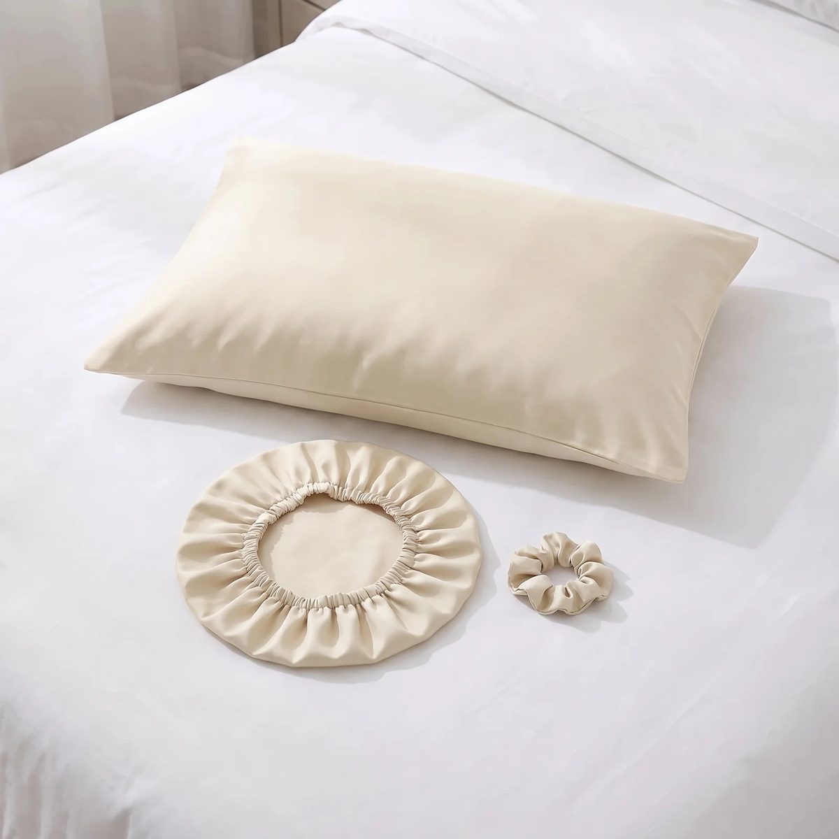 Tencel de Algodón color marfil, confeccionada como gorro de dormir, moña y funda de almohada